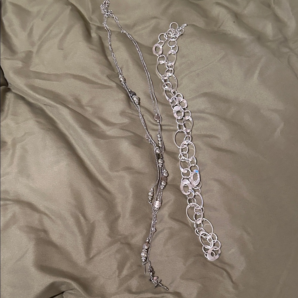 Elegant Silver Necklace Set